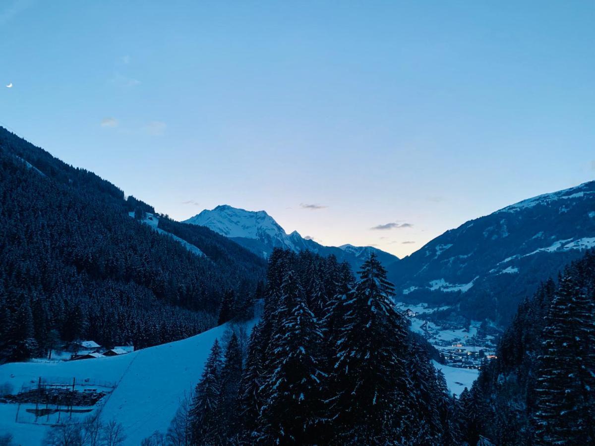 Natur Zeit - Alpine Garden Apartments مايرهوفن المظهر الخارجي الصورة