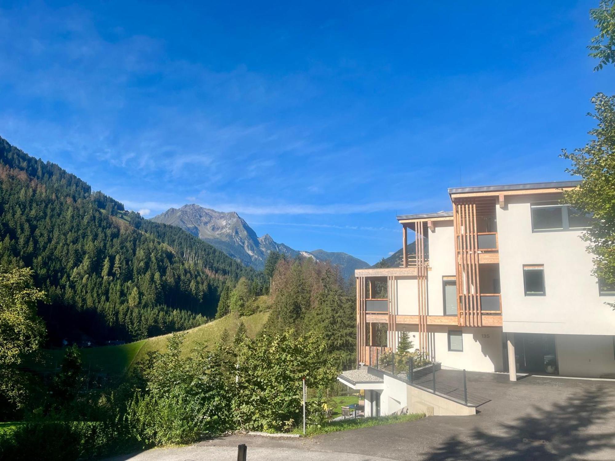 Natur Zeit - Alpine Garden Apartments مايرهوفن المظهر الخارجي الصورة