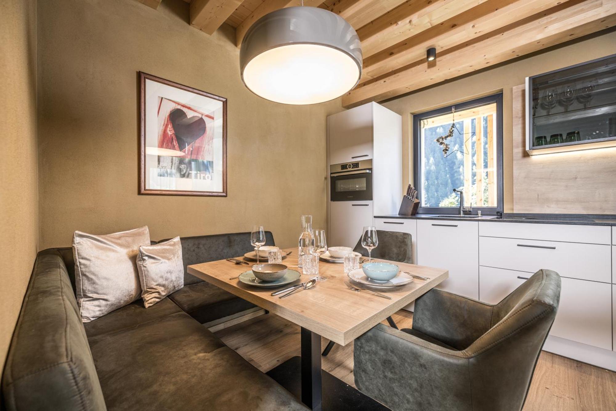 Natur Zeit - Alpine Garden Apartments مايرهوفن المظهر الخارجي الصورة