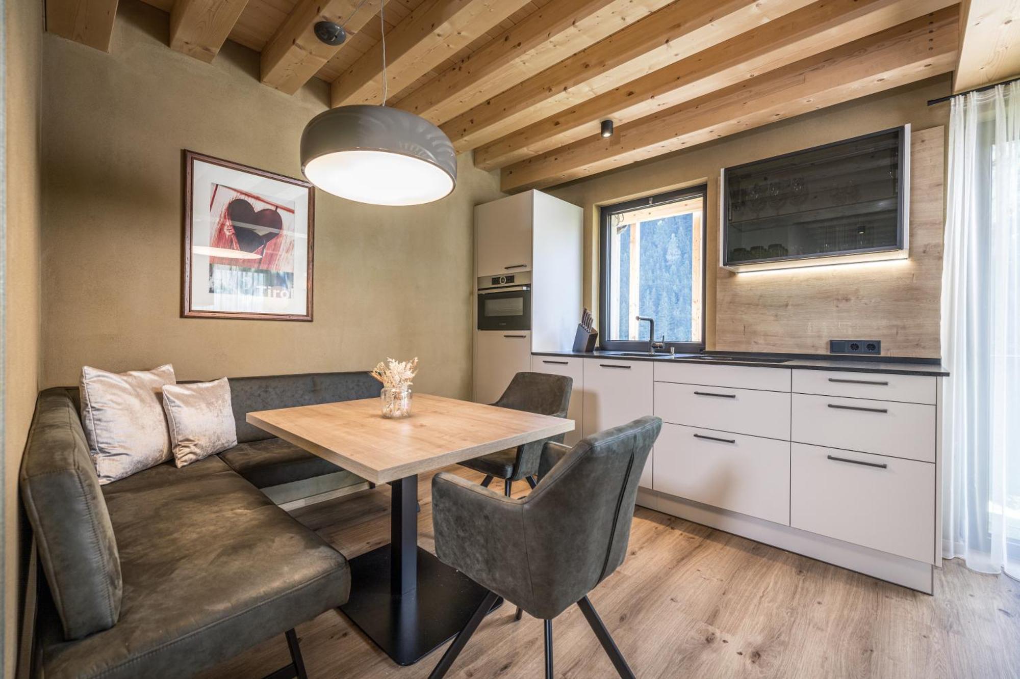 Natur Zeit - Alpine Garden Apartments مايرهوفن المظهر الخارجي الصورة